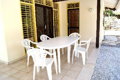 Location saisonnière - villa Meublée type 5 - Kourou (97310) photo 2