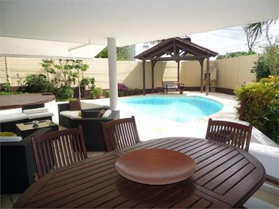 VMaison P5 de 181 m² - Terrain de 915 m² photo 1