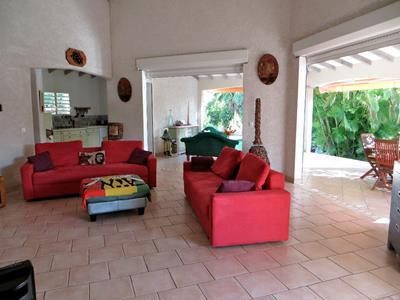 VILLA F4 AVEC PISCINE + APPARTEMENT T2 à Kourou