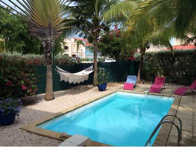 Villa avec piscine à Rémire-Montjoly