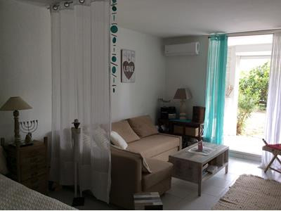 Charmant Studio